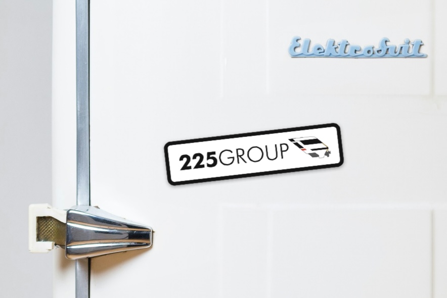 225 Group magnet