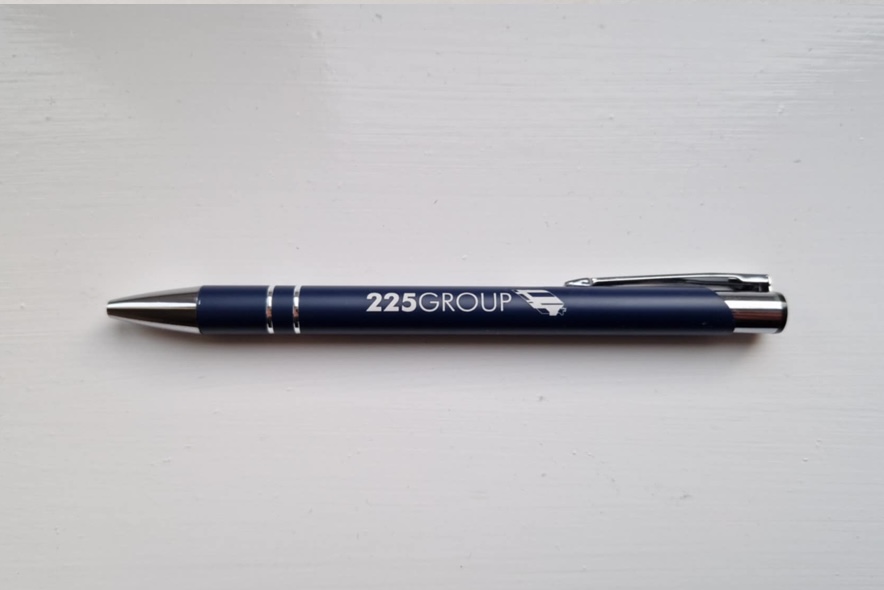 225 Group pen